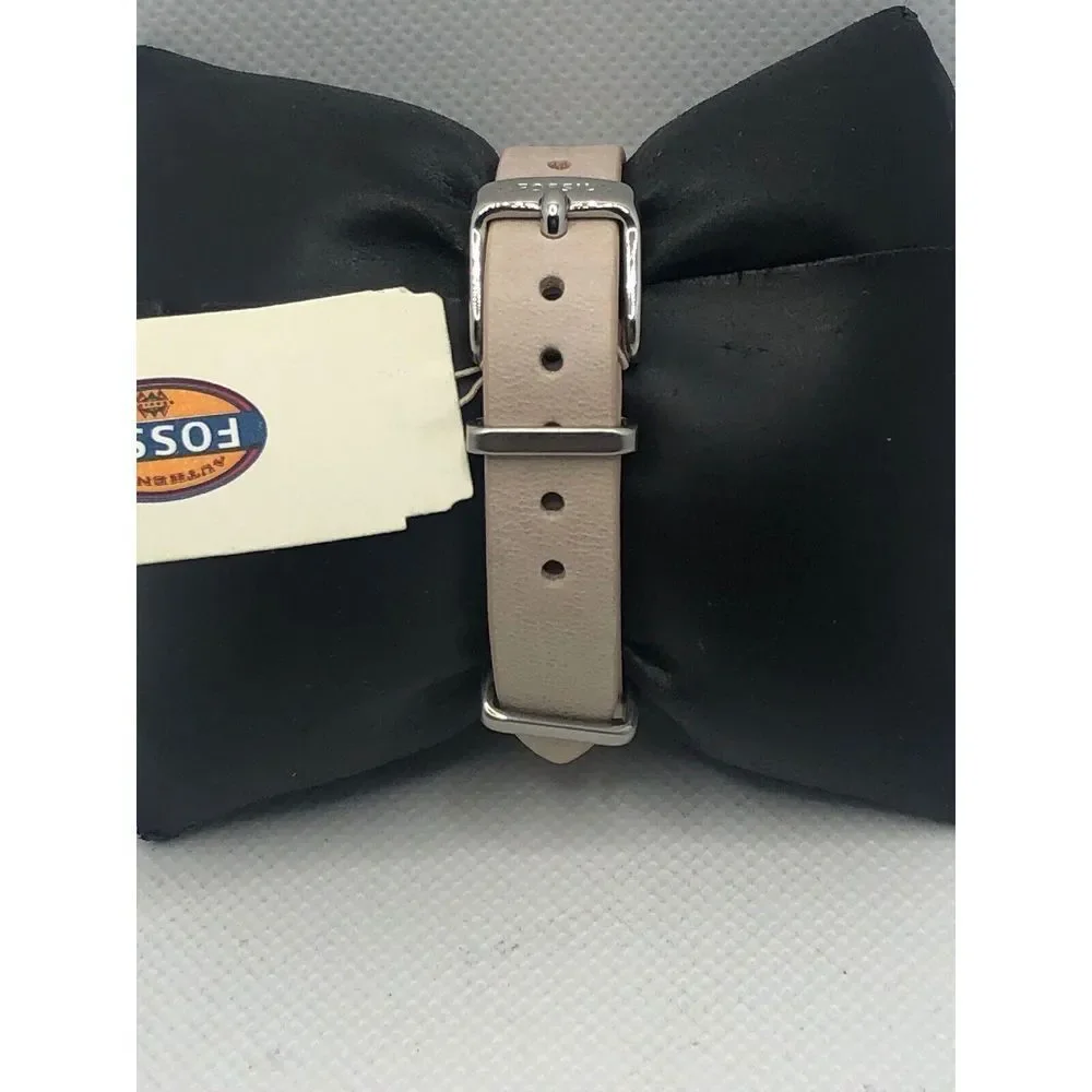 Fossil ES4489 Women's Leather Analog Black Dial Quartz Genuine Wrist Watch KS7